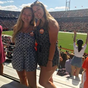 Meet your Posher, Haley